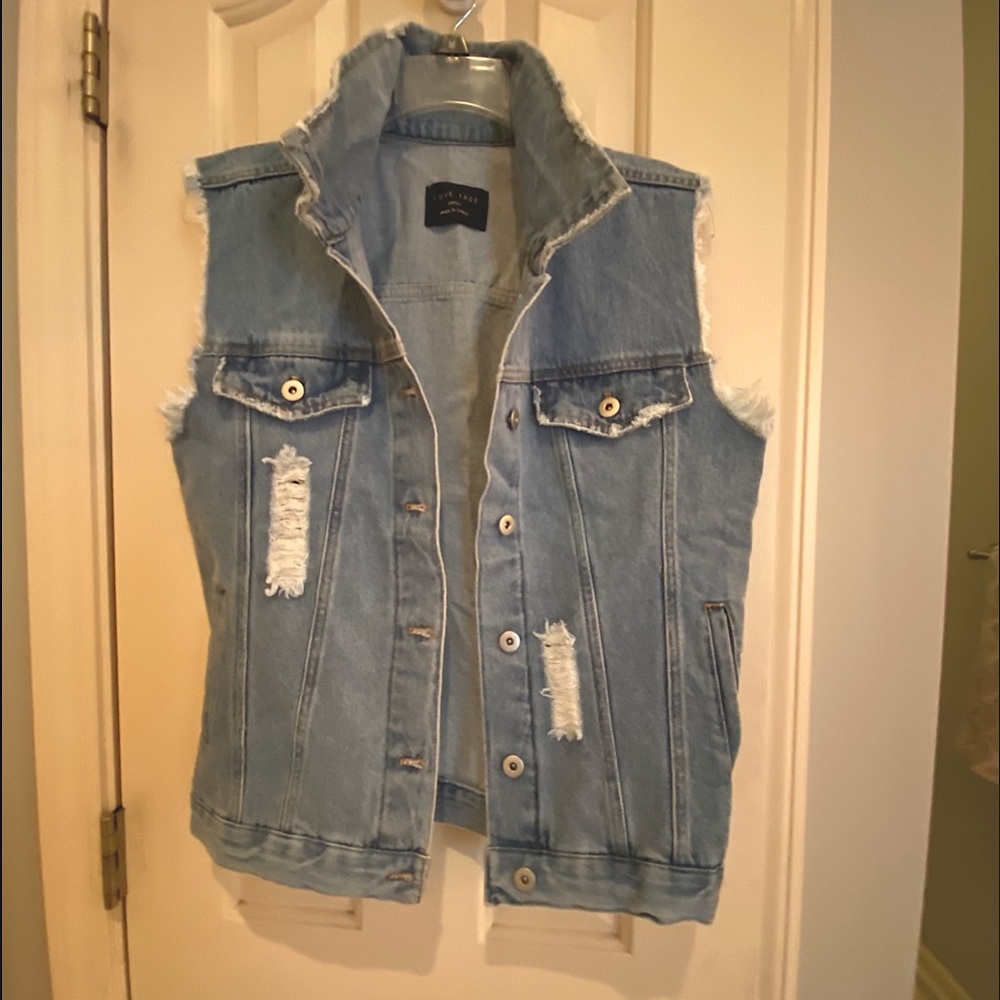 Love Tree Distressed Jean vest